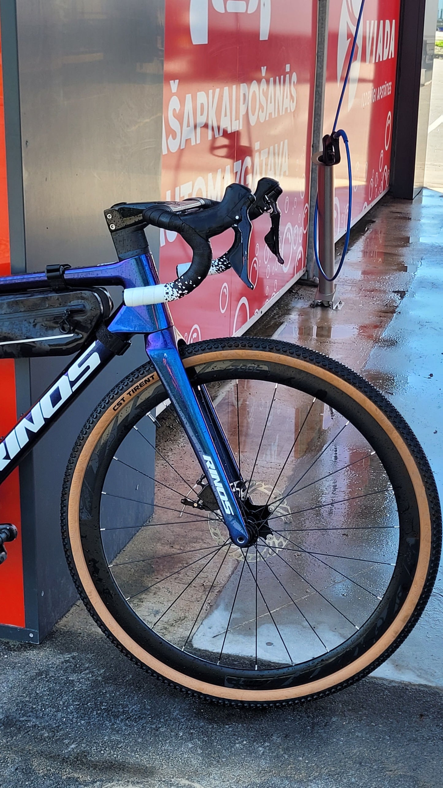 RINOS Carbon Gravel Bike Sandman3.0 Shimano R7000